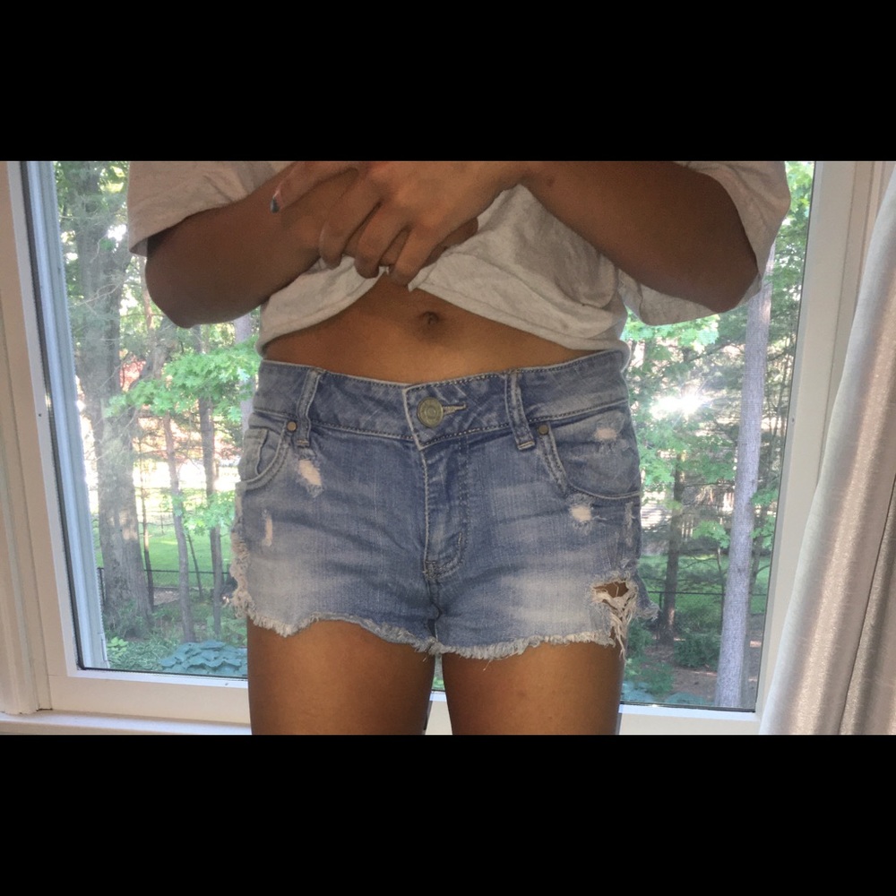 tillys RSQ cut off shorts